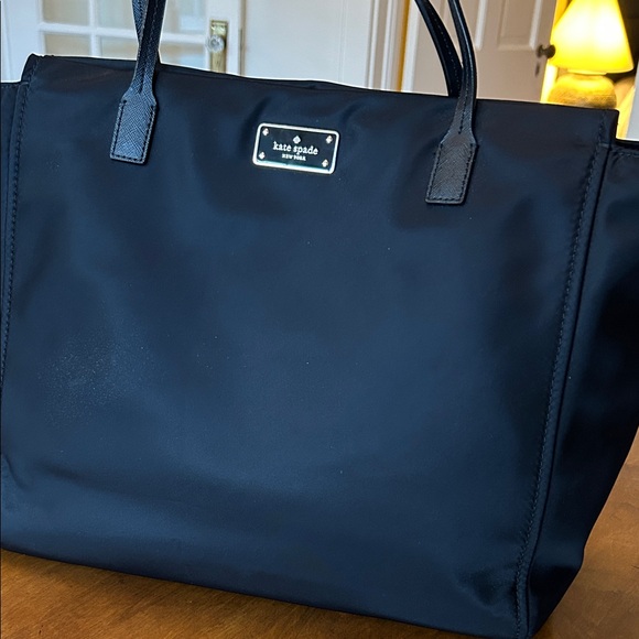 kate spade Handbags - Kate Spade Tote